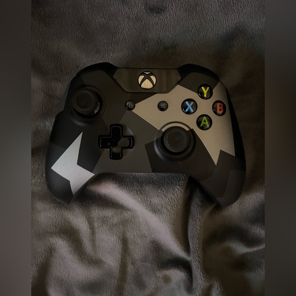 Xbox Wireless Controller Special Edition Covert Forces